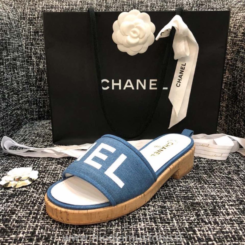 Qualità Originale Chanel Sandali A Mule In Tela Pelle Di Vitello Collezione Primavera/estate 2020 Act 2 Blu