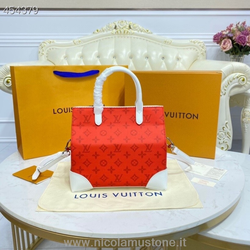 оригинално качество чанта Louis Vuitton Carry It 24см монограм платно колекция пролет/лято 2021 M46113 червено
