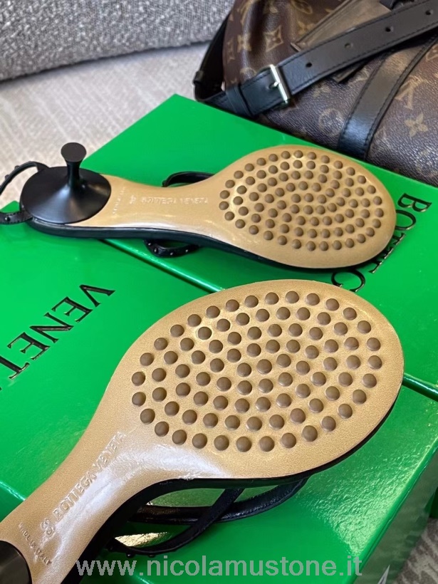 оригинално качество Bottega Veneta сандали с шипове от телешка кожа колекция есен/зима 2021 черно