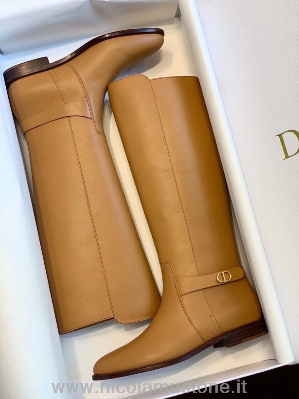 оригинално качество Christian Dior Empreinte високи конни ботуши от телешка кожа колекция есен/зима 2020 тен