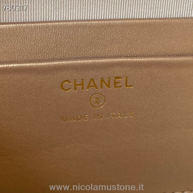 оригинално качествена чанта кутия Chanel 14см As2463 златен хардуер агнешка кожа колекция есен/зима 2021 светло зелена