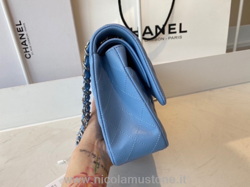 оригинално качество Chanel класическа чанта 25см агнешка кожа сребърен хардуер круиз колекция пролет/лято 2022 синьо