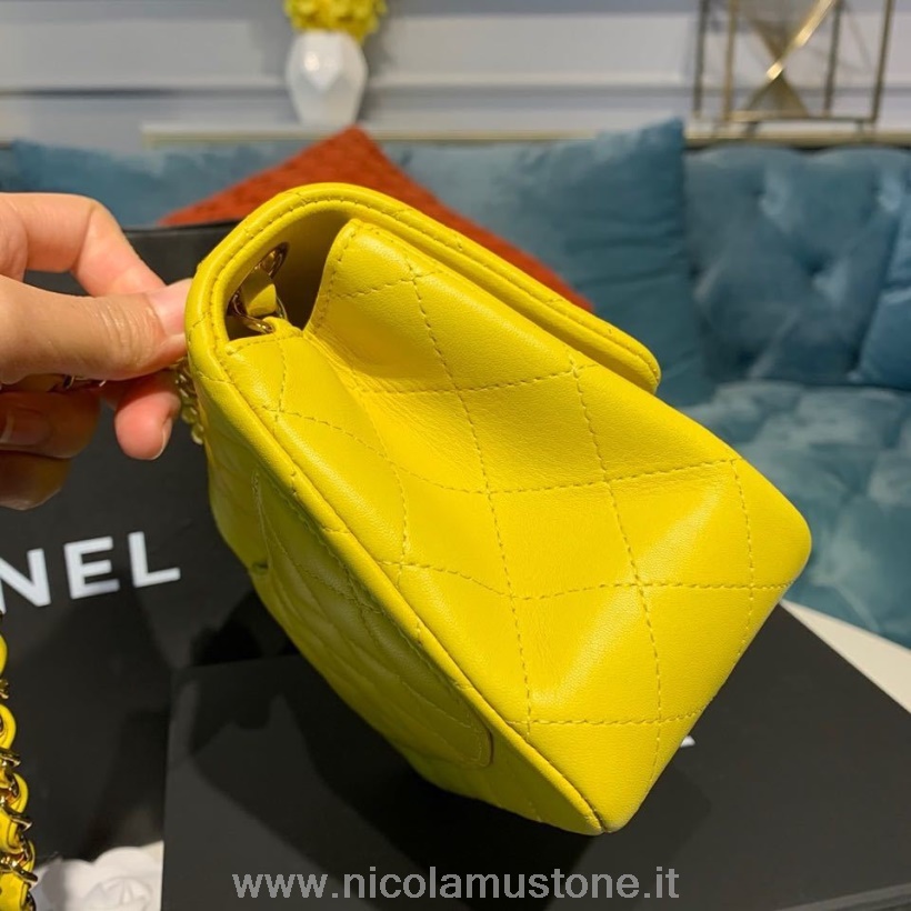 оригинално качество Chanel мини капак 18см агнешка кожа златен хардуер есен/зима 2019 акт 1 колекция жълт
