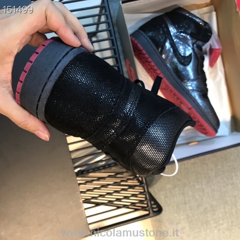 Qualità Originale Nike Air Jordan 1 Retro Aj1 Bannato Gs Uomo Sneakers Nero/rosso