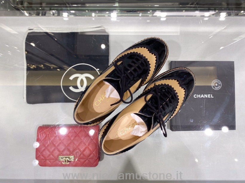 Qualità Originale Chanel Catena Ricamata Creepers Pelle Di Vitello Collezione Autunno/inverno 2019 Marrone Chiaro/nero