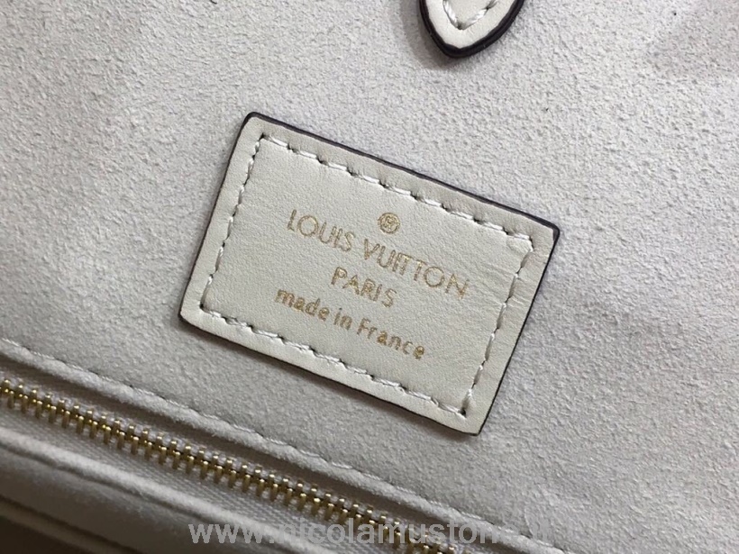 Qualità Originale Louis Vuitton By The Pool Onthego Mm 35cm Monogramma Empreinte Pelle Collezione Primavera/estate 2021 M45717 Crema/zafferano