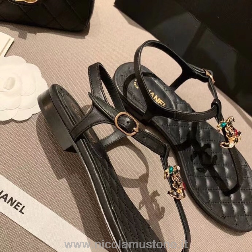 Qualità Originale Chanel Jeweled Cc Logo Sandali Infradito Pelle Di Vitello Pelle Primavera/estate 2020 Collezione Act 1 Nero
