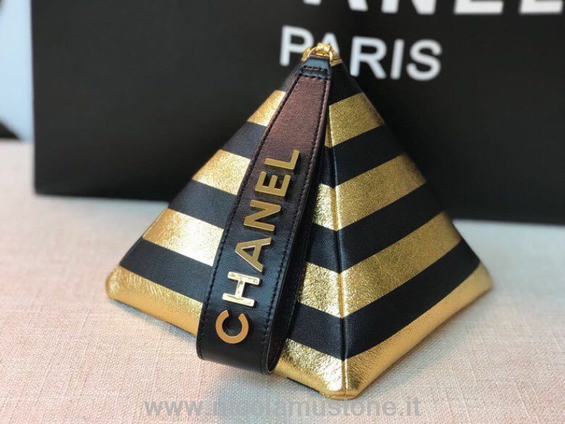 Borsa A Piramide Chanel Di Qualità Originale Pelle Di Agnello Metallizzata Hardware Dorato Collezione Pre-autunno 2019 Oro/nero