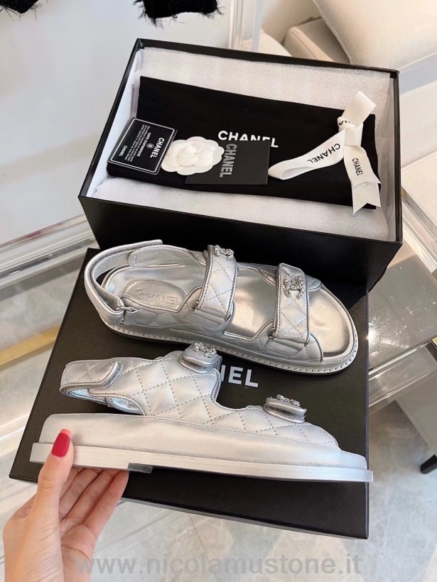 Sandali Chanel Intrecciati Con Velcro Di Qualità Originale Pelle Di Vitello Collezione Primavera/estate 2021 Argento