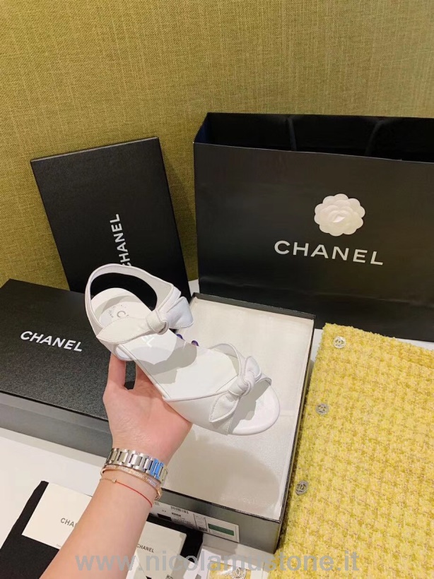 Qualità Originale Sandali Chanel Knot Pelle Di Vitello Collezione Primavera/estate 2020 Bianco