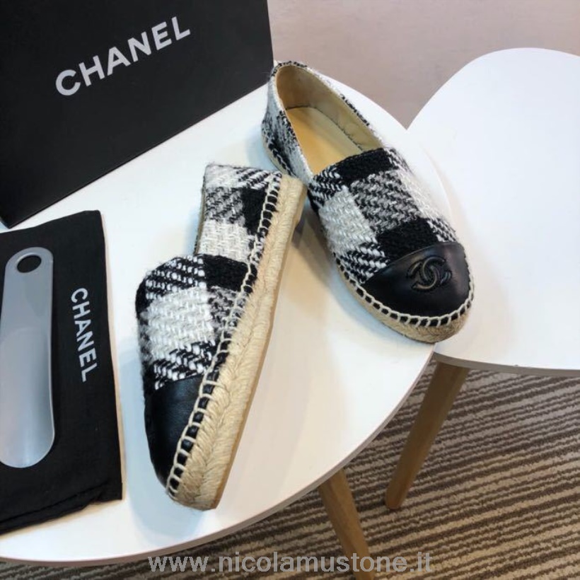 Qualità Originale Chanel Espadrillas In Tweed Plaid E Punta In Pelle Di Agnello Collezione Primavera/estate 2017 Act 2 Nero/bianco