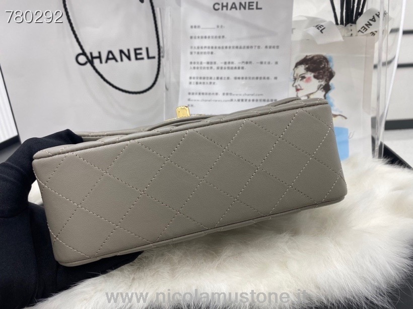 Originální Kvalitní Chanel Mini Kabelka S Klopou 20cm As1116 Zlatý Hardware Jehněčí Kůže Kolekce Podzim/zima 2021 šedá