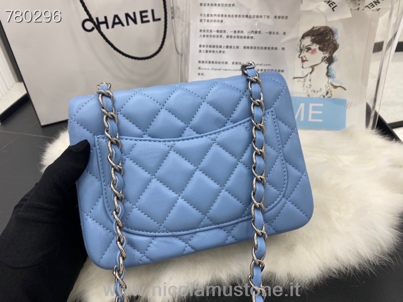 Originální Kvalitní Chanel Mini Kabelka S Klopou 22cm As1115 Stříbrný Hardware Jehněčí Kůže Kolekce Podzim/zima 2021 Modrá