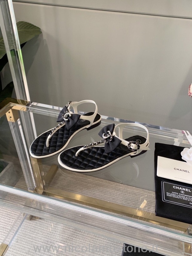 Originální Kvalita Chanel Cc Logo Sandály Jehněčí Kůže Kolekce Jaro/léto 2021 černá/bílá