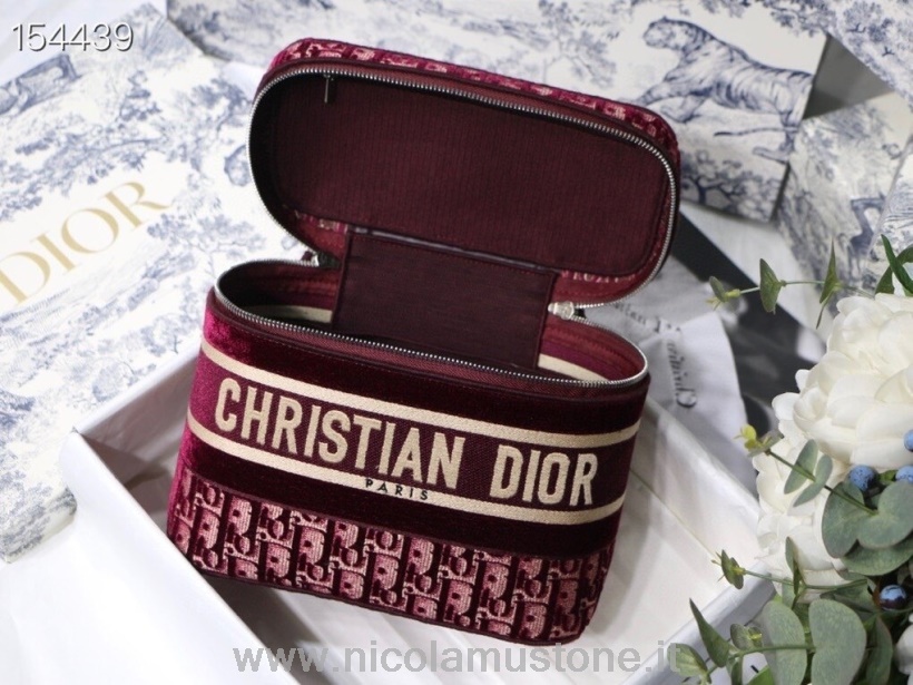 Originální Kvalitní Christian Dior Toaletní Taška 24cm Sametová šikmá Vyšívané Plátno Stříbrné Kování Kolekce Podzim/zima 2020 Vínová