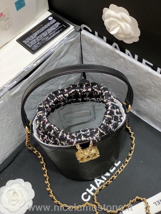 Originální Kvalitní Kabelka Chanel Bucket Bag 18cm As1478 Tvíd/telecí Kůže Zlaté Hardware Kolekce Podzim/zima 2020 černá