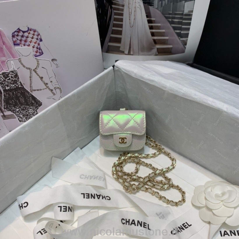 Originální Kvalitní Pouzdro Chanel Airpod Pro Na řetízku 8cm As88893 Jehněčí Kůže Zlatá Kování Kolekce Jaro/léto 2021 Perleťově Bílá