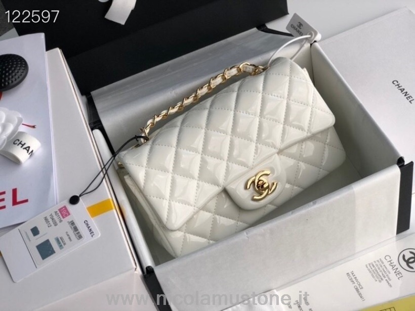 Originální Kvalitní Chanel Klasická Taška S Klopou 20cm Zlatý Hardware Lakovaná Kůže Kolekce Jaro/léto 2020 Bílá