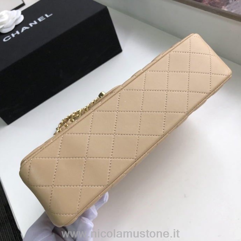 Originální Kvalitní Chanel Klasická Taška S Klopou 25cm Zlatý Hardware Jehněčí Kůže Kolekce Jaro/léto 2020 Béžová