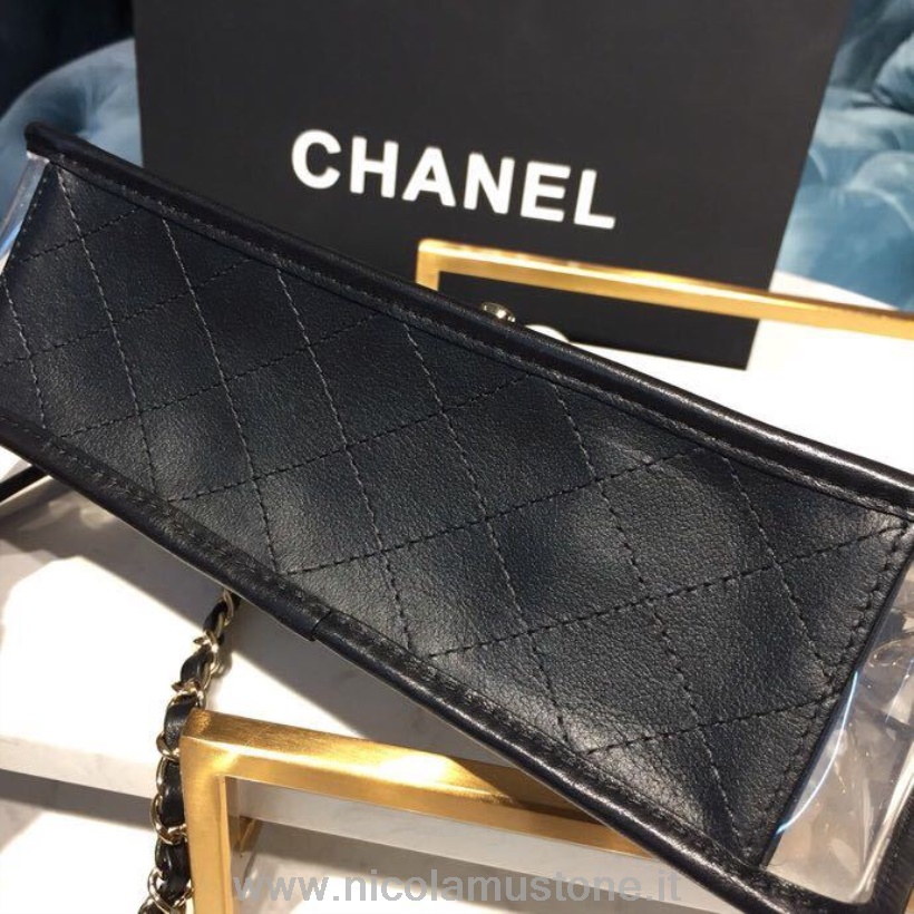 Originální Kvalitní Kabelka Chanel Pvc S Klopou A Oversized Perlovým Popruhem 26cm Teletina Kůže Zlatý Hardware Jaro/léto 2019 Akt 2 Kolekce černá