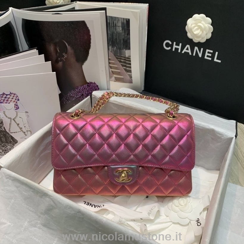 Originální Kvalita Chanel Duhová Klasická Taška S Klopou 25cm Jehněčí Kůže Zlatá Kování Plavba Kolekce Jaro/léto 2022 Vícebarevná Fialová