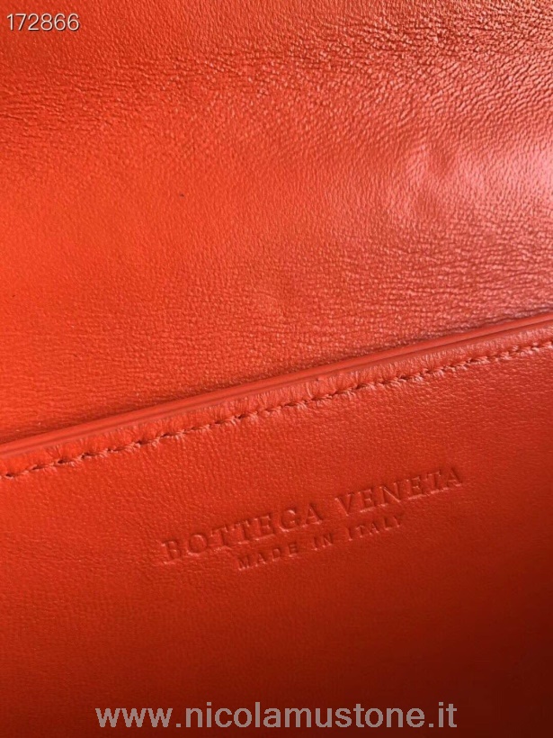 Originál Kvalitní Bottega Veneta Klasická Taška Přes Rameno 21cm 587222 Teletina Kůže Kolekce Jaro/léto 2021 červená