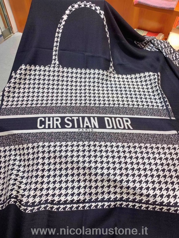 Originální Kvalitní Christian Dior Light Cannage Kašmírový šátek 140cm Kolekce Podzim/zima 2019 černá