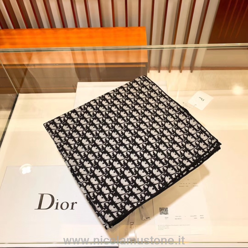 Originální Kvalitní Christian Dior Cd šikmý Kašmírový šátek 140cm Kolekce Podzim/zima 2019 černá