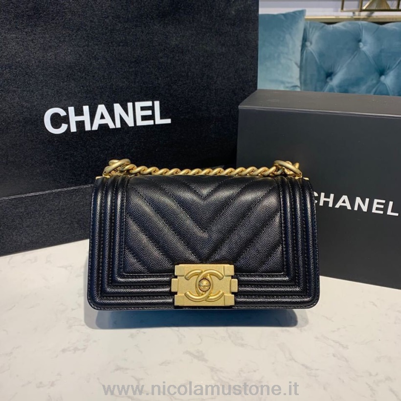 Originální Kvalitní Chanel Chevron Chlapecká Taška 20cm Kaviárová Kůže Starožitné Zlaté Hardware Podzim/zima 2019 Akt 1 Kolekce černá