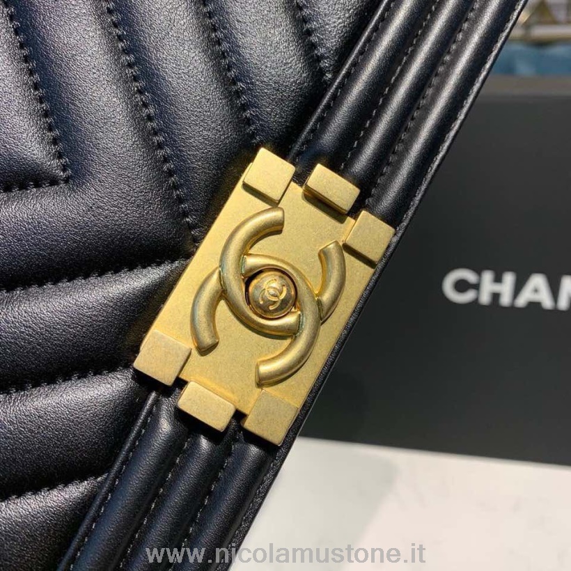 Originální Kvalitní Chanel Chevron Chlapecká Taška 25cm Jehněčí Kůže Starožitné Zlaté Hardware Podzim/zima 2019 Akt 1 Kolekce černá