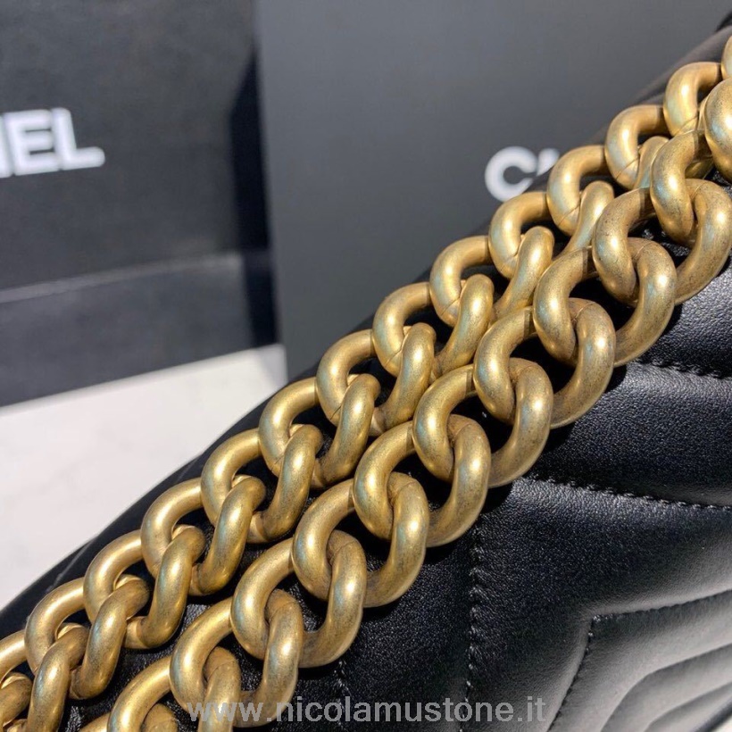 Originální Kvalitní Chanel Chevron Chlapecká Taška 25cm Jehněčí Kůže Starožitné Zlaté Hardware Podzim/zima 2019 Akt 1 Kolekce černá