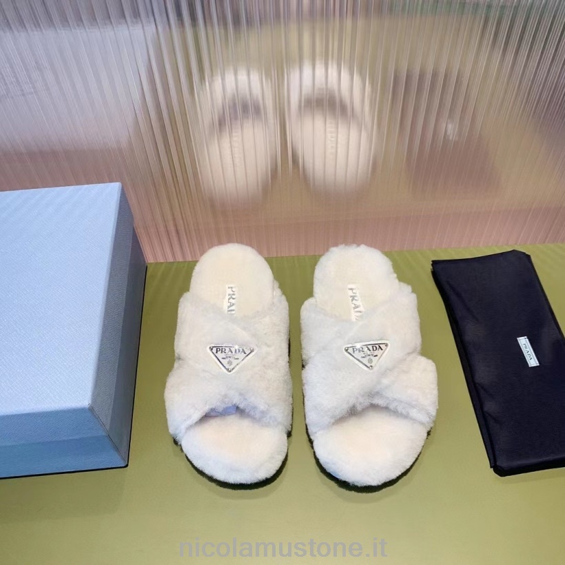 Originální Kvalitní Kožešina Prada Criss Cross Sandály Teletina Kůže Podzim/zima 2021 Kolekce Bílá