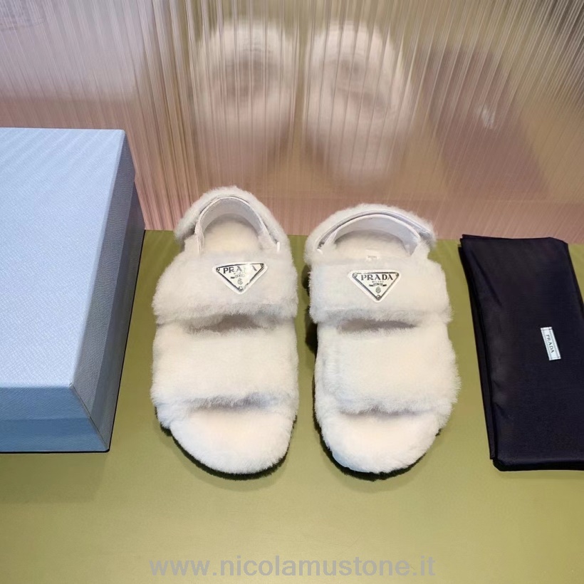 Originální Kvalitní Kožešina Prada Sandály Na Suchý Zip Telecí Kůže Kolekce Podzim/zima 2021 Bílá