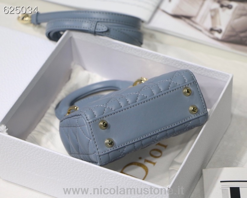Originální Kvalitní Christian Dior Lady Dior Micro Taška 12cm S Jehněčí Kůží Podzim/zima 2021 Kolekce Cloud Blue