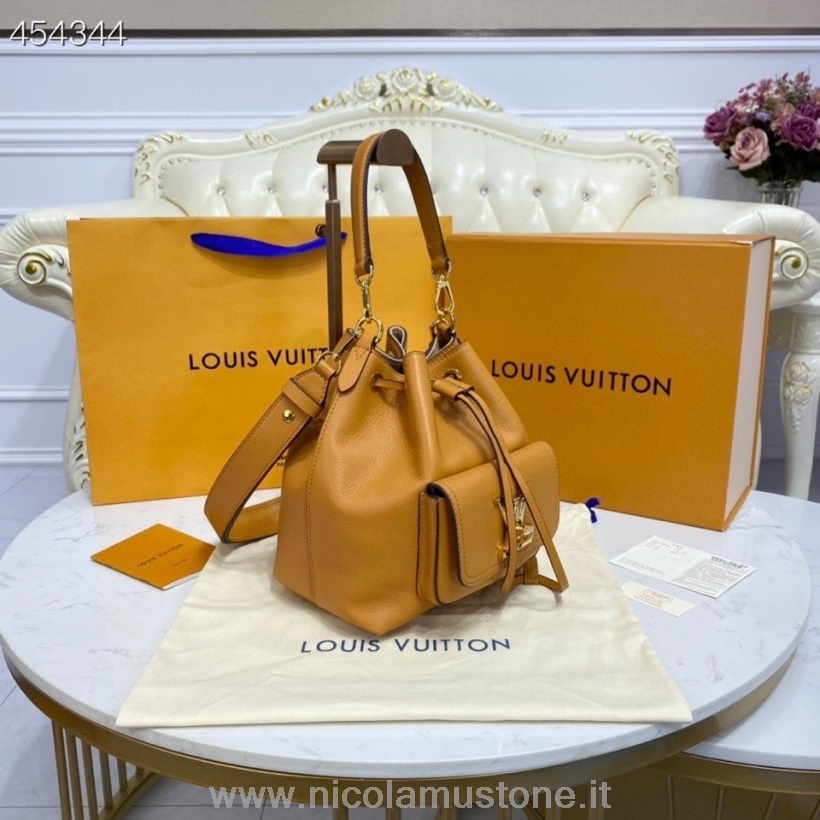 Originální Kvalitní Taška Louis Vuitton Lockme Kbelík 24cm Zrnitá Teletina Kůže Jaro/léto 2021 Kolekce M57689 Arizona