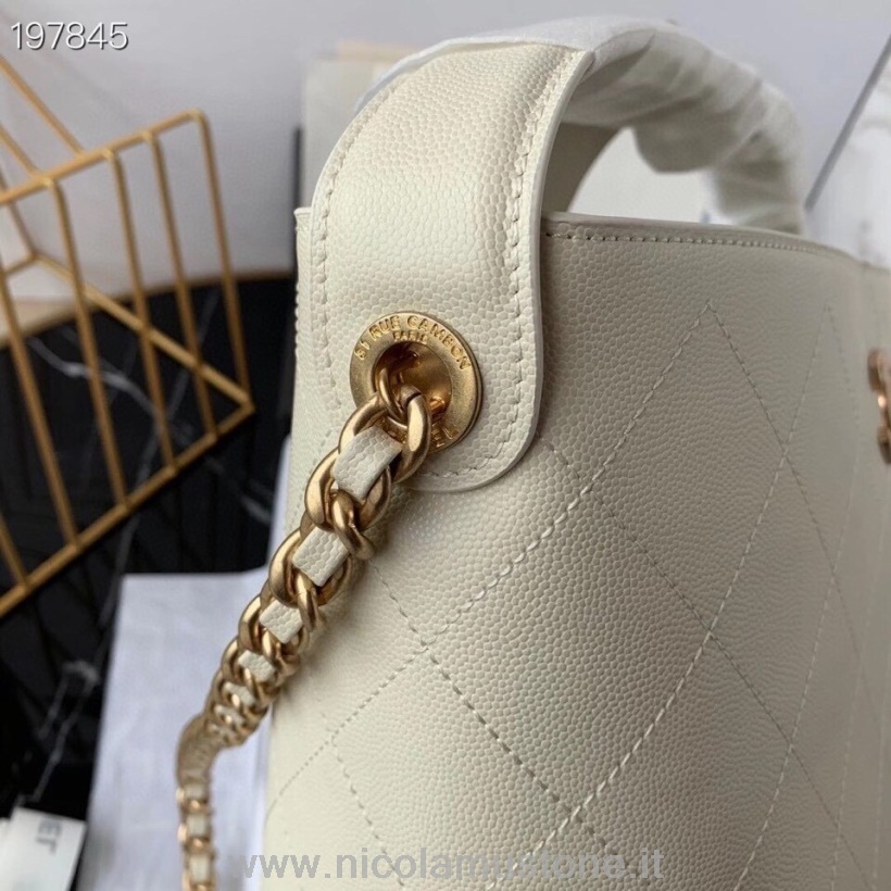Chanel-Einkaufstasche In Originalqualität 24 Cm Genarbtes Lammleder Goldene Hardware Cruise Saisonkollektion 2021 Weiß