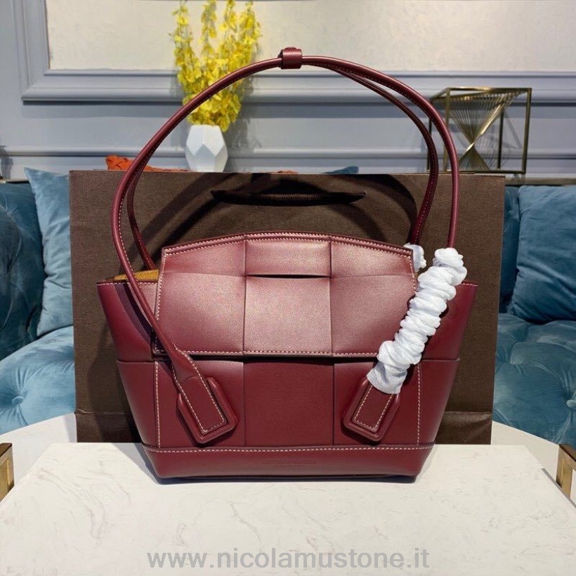 Bottega Veneta Arco 33 Mini Bag 22cm Maxi Weave Kalbsleder Messingbeschläge Kollektion Herbst/winter 2019 Bordeaux