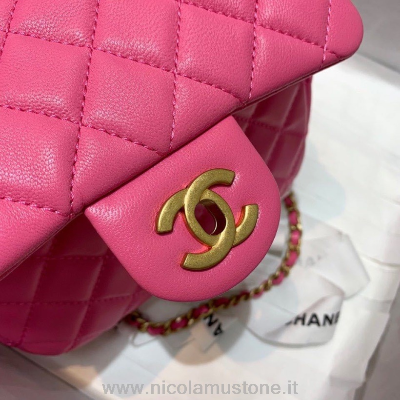 Original Qualität Chanel Classic Klappe Mit Charme Kette Mit Cc Details Auf Riemen Tasche 18cm Gold Hardware Lammleder Kollektion Frühjahr/sommer 2020 Pink