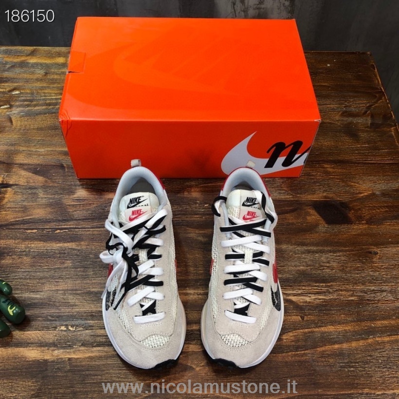 Nike X Sacai Vaporwaffle Turnschuhe In Original Qualität Weiß/schwarz/rot