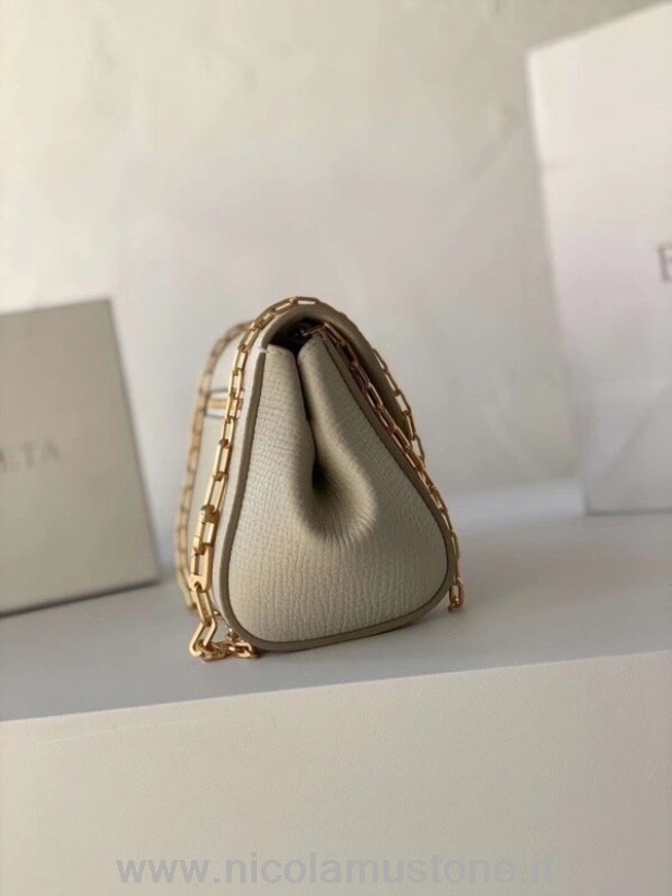 Original Bottega Veneta Mini Angle Schultertasche 20cm Genarbtes Kalbsleder Kollektion Frühjahr/sommer 2020 Weiß