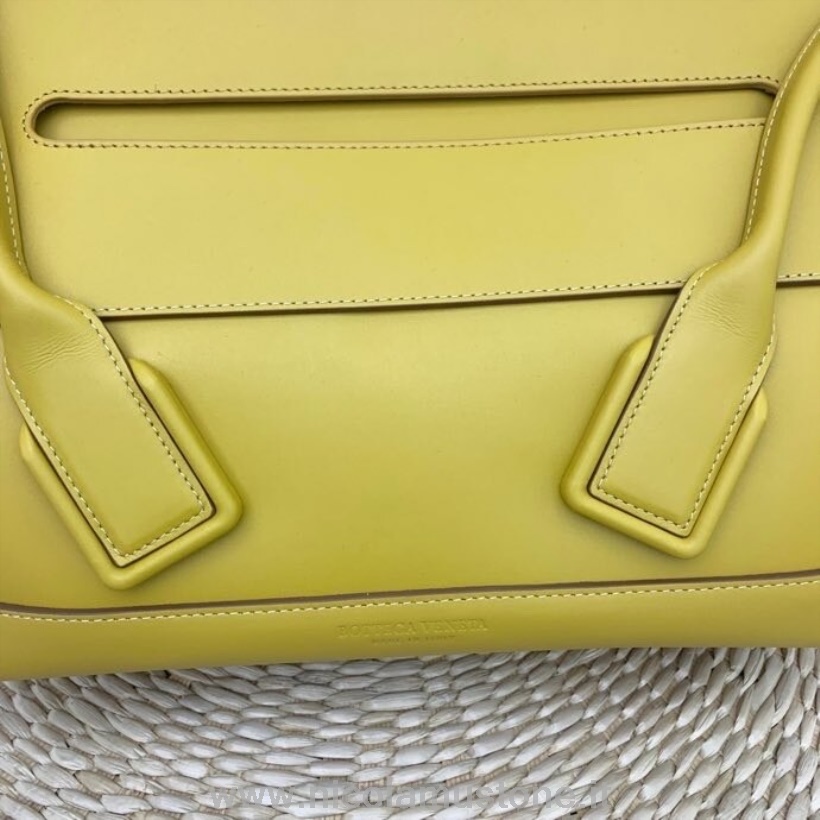 γνήσιας ποιότητας Bottega Veneta Arco τσάντα ώμου 48cm δέρμα μοσχαριού συλλογή άνοιξη/καλοκαίρι 2020 κίτρινο
