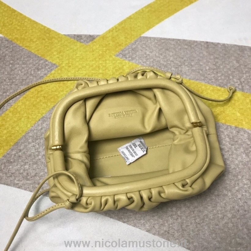αρχικής ποιότητας Bottega Veneta η μίνι πουγκί τσάντα ώμου 22cm δέρμα μοσχαριού συλλογή άνοιξη/καλοκαίρι 2020 ανοιχτό κίτρινο