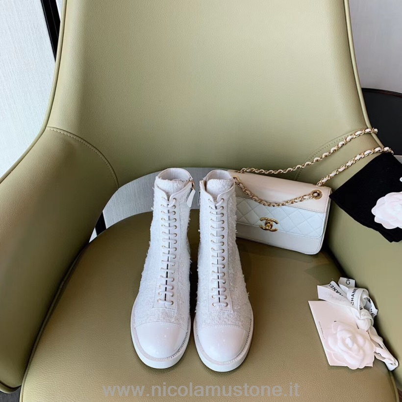 γνήσιας ποιότητας Chanel Tweed Lace Up Combat μπότες από δέρμα μοσχαριού συλλογή άνοιξη/καλοκαίρι 2020 λευκό