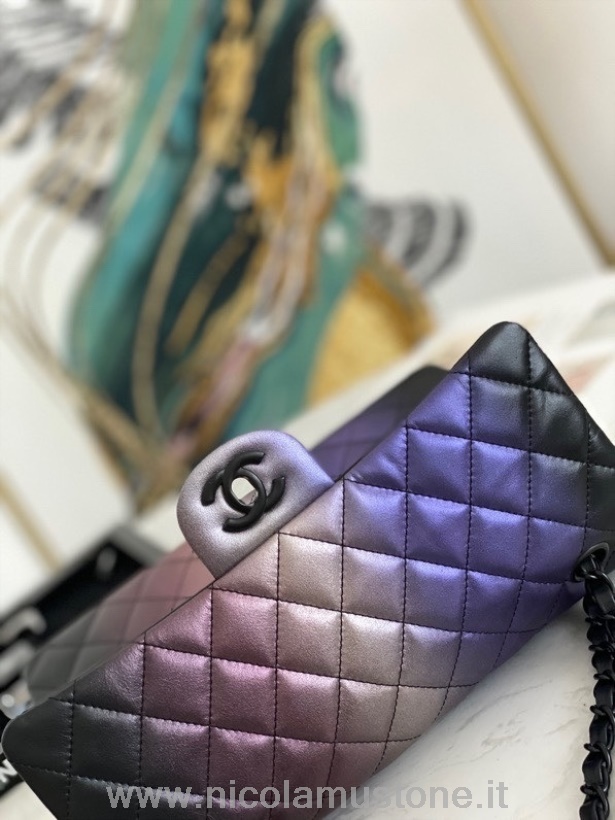 αρχικής ποιότητας Chanel ιριδίζουσα κλασική τσάντα με πτερύγιο 25cm δέρμα αρνιού ασημί υλικό κρουαζέ συλλογή άνοιξη/καλοκαίρι 2022 μαύρο/μωβ