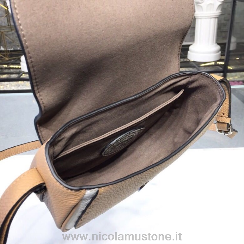 γνήσιας ποιότητας Fendi στρογγυλή τσάντα σέλας 22cm με κόκκους δέρμα μοσχαριού συλλογή άνοιξη/καλοκαίρι 2019 μπεζ