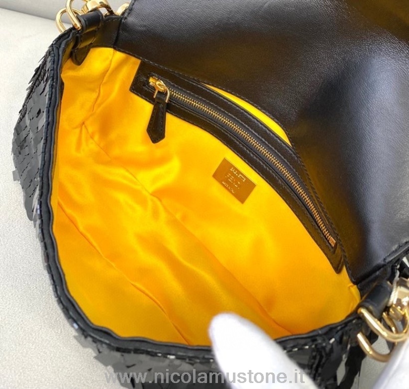 γνήσιας ποιότητας Fendi Ff παγιέτα διακοσμημένη τσάντα μπαγκέτας 28cm συλλογή άνοιξη/καλοκαίρι 2021 μαύρο