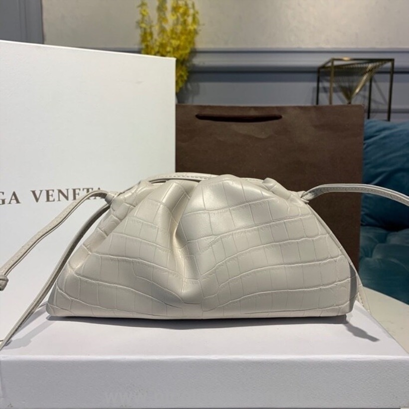 γνήσιας ποιότητας Bottega Veneta η μίνι πουγκί τσάντα ώμου 22cm σφραγίδα κροκόδειλου δέρμα μοσχαριού συλλογή άνοιξη/καλοκαίρι 2020 λευκό