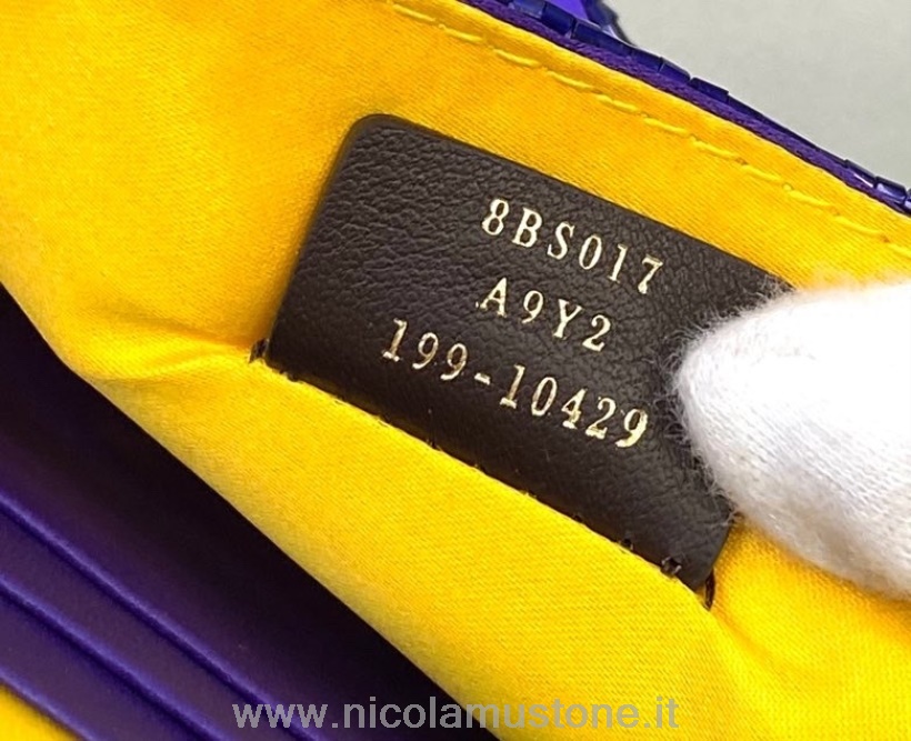 γνήσιας ποιότητας Fendi Ff παγιέτα διακοσμημένη τσάντα μπαγκέτας 18cm συλλογή άνοιξη/καλοκαίρι 2021 μωβ