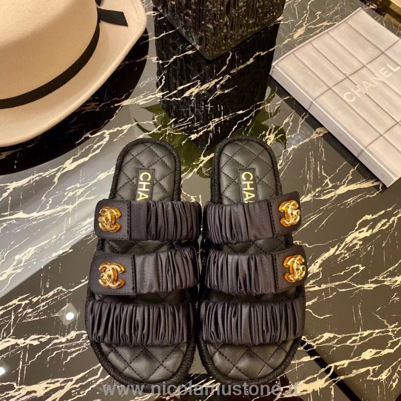 γνήσιας ποιότητας Chanel Ruched Mule σανδάλια από δέρμα μοσχαριού συλλογή άνοιξη/καλοκαίρι 2020 μαύρο