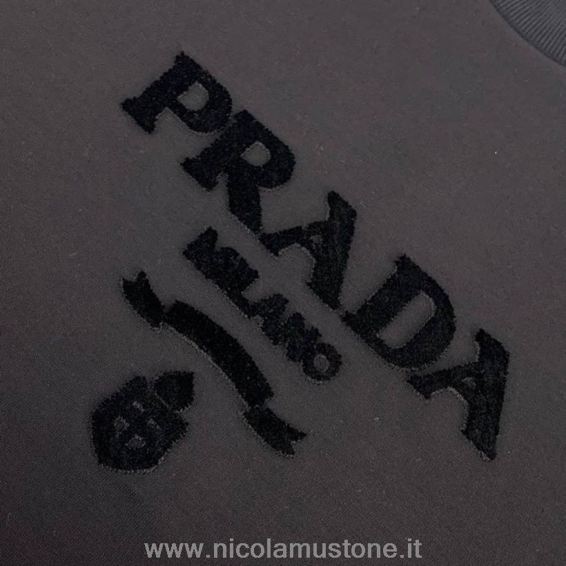 Αυθεντική ποιότητα Prada υπερμεγέθη μακρυμάνικο πουλόβερ φθινόπωρο/χειμώνας 2021 συλλογή λευκό